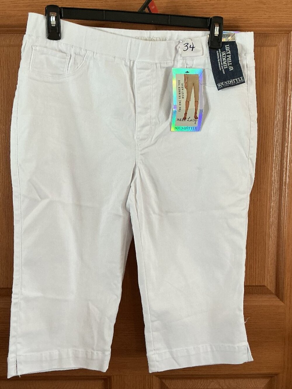 Sound Style White Capris